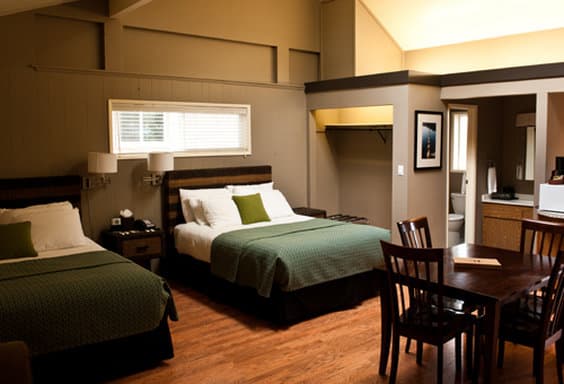 Earthbox Inn & Spa