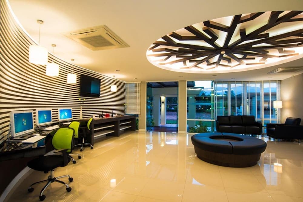 Napatra Hotel