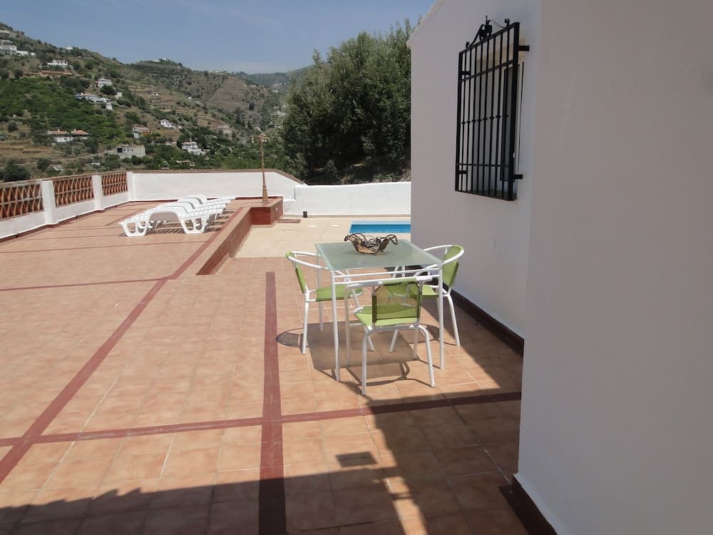 Villa Benama