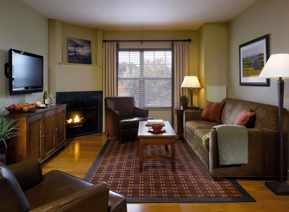 Green Mountain Suites Hotel