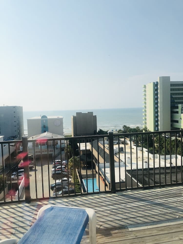 Quail Inn & Suites
