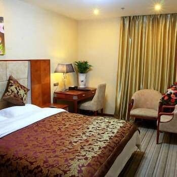 Shenlong Hotel