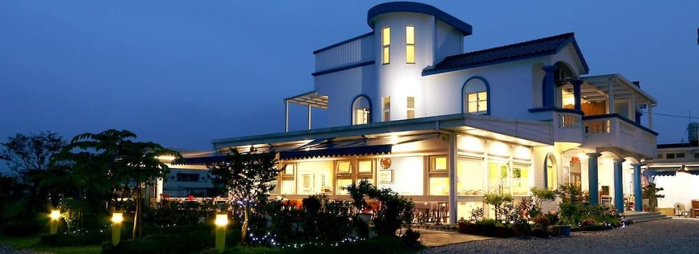 The Cloud Residence