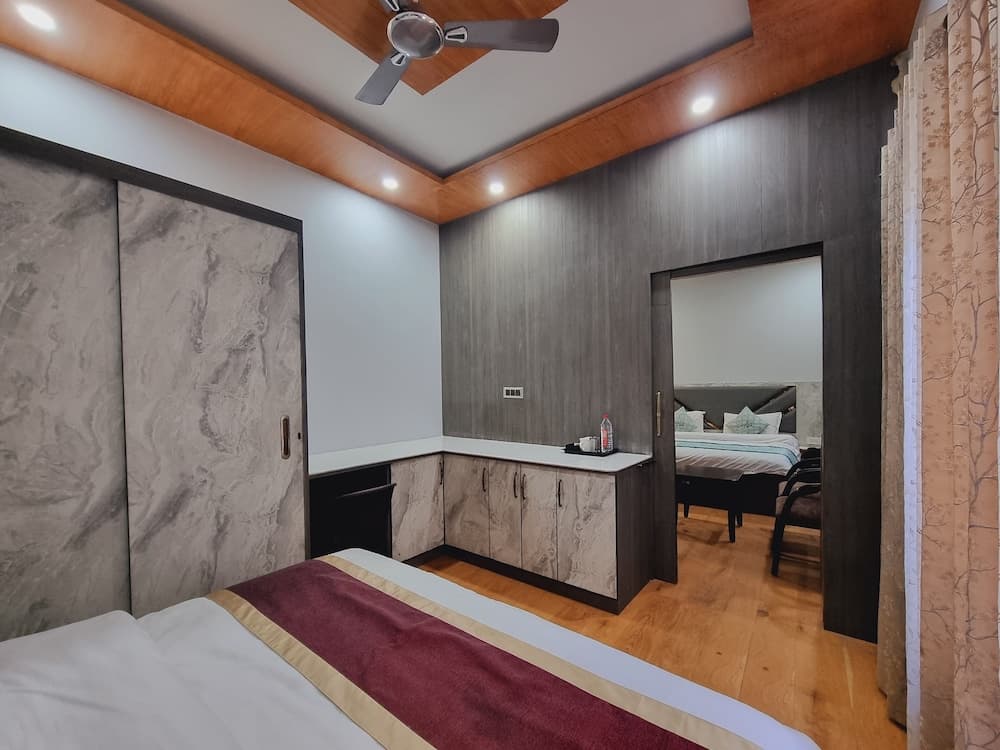Stylia Suites