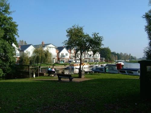 Chedgrave House