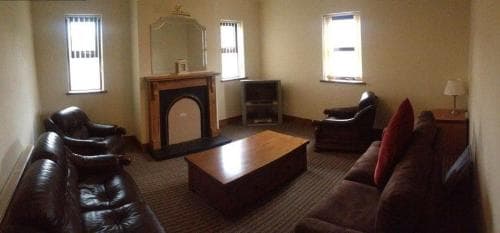 Long Acre Lodge