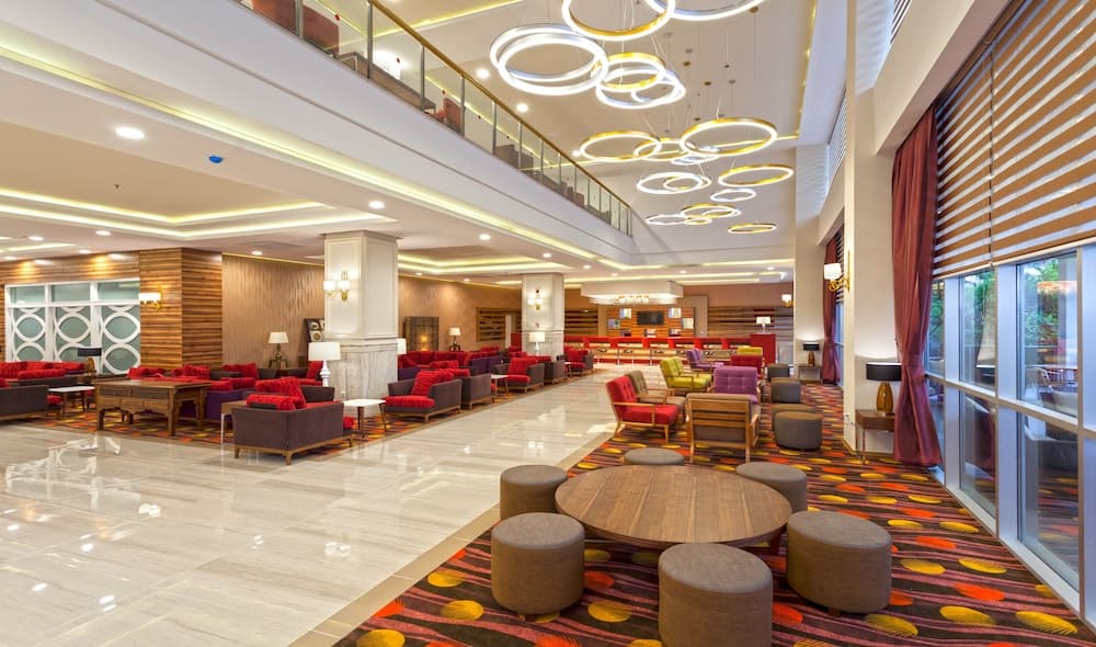 Royal Garden Suite