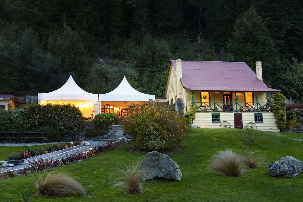 Kinloch Lodge Hostel