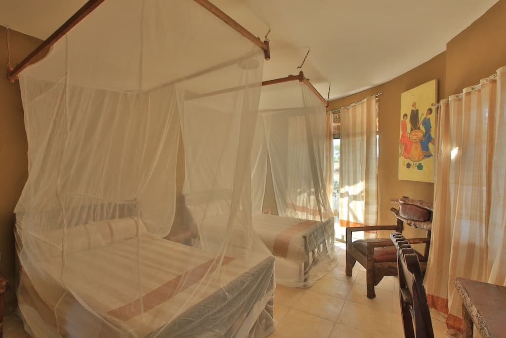 Emerald Resorts & Lodge