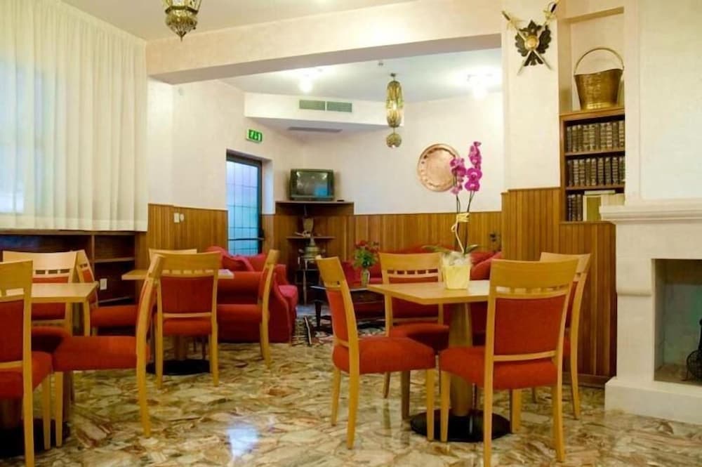 Hotel Viola