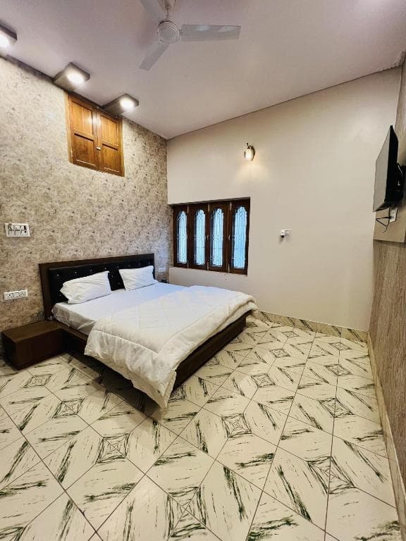 Char Dham Palace