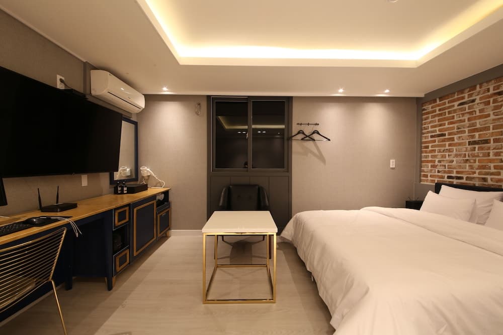 La Luce Hotel