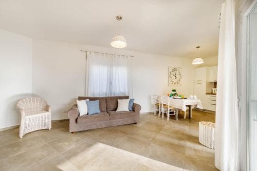 Caneis Resort