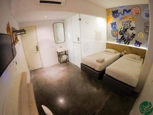 Grab Hotel Gresik