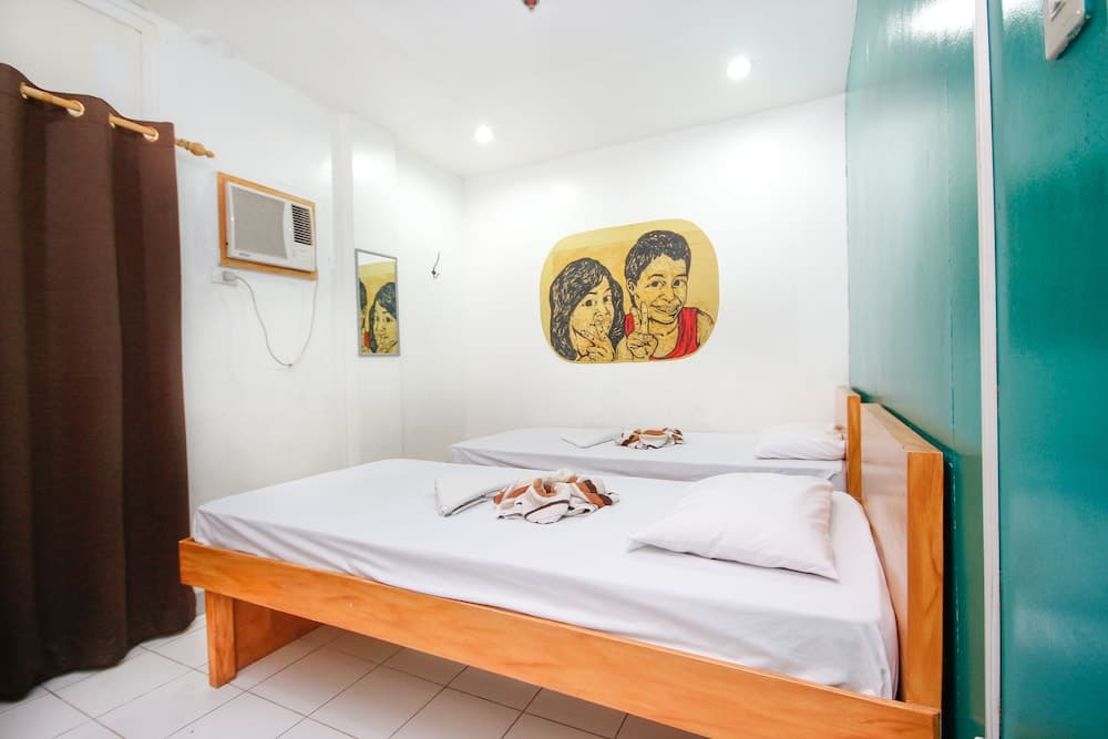 Lokal Hostel