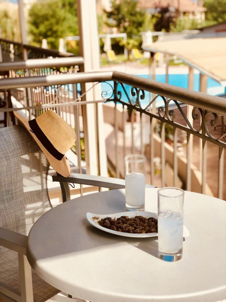 George Hotel