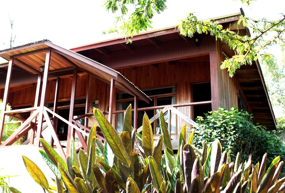 Hotel Miramontes