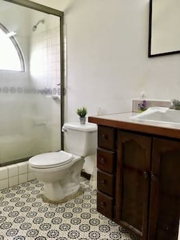 Kairos Hostel