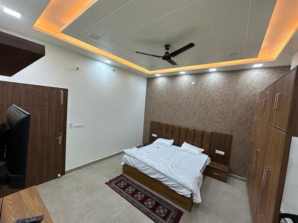 Hotel The Divine Cloud By- IHCS Group