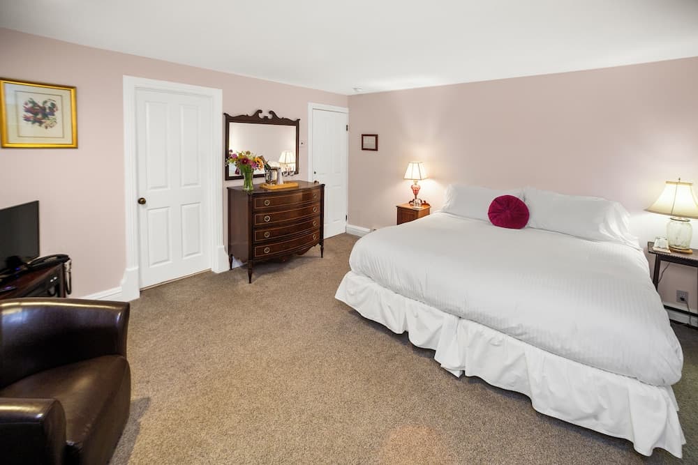 Inn At Occidental