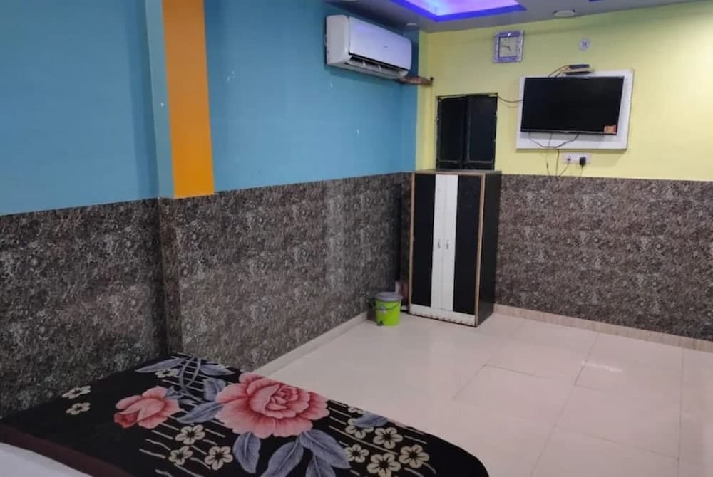 Hotel Asha Palace
