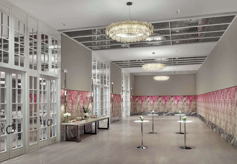 Conrad Urumqi