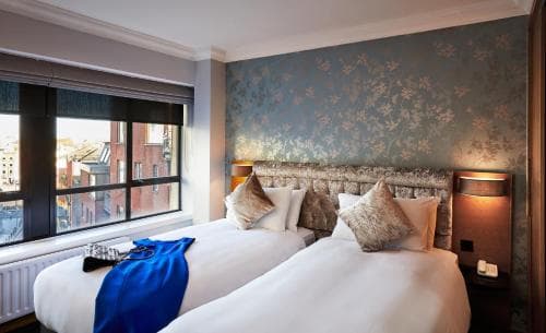Handel s Hotel