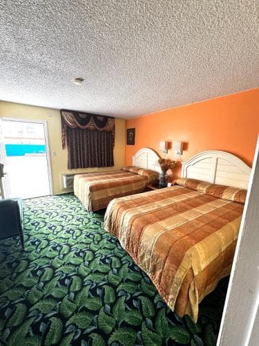 Walden Motel