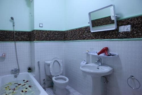 Pine Breeze Hotel