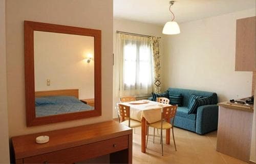 Augustis Suites
