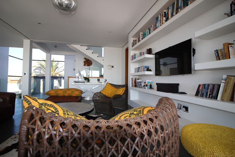 Dolphin Beach Villa