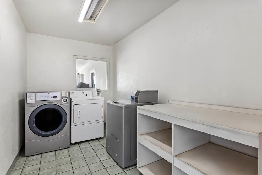 Motel 6-Murfreesboro, TN