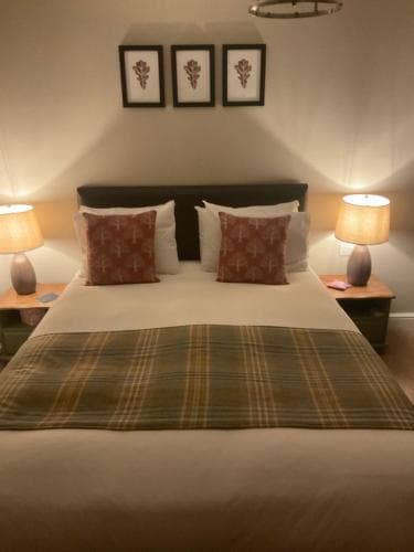 Oak Tree Lodge