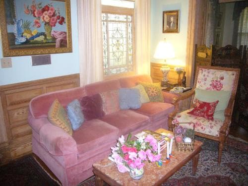 Blooming Garden Inn