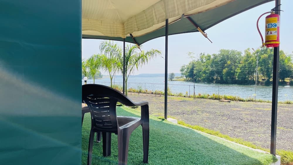 Amigos Lake Resort