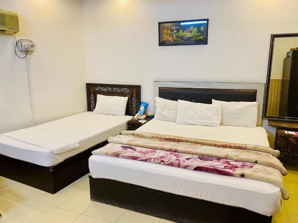 Hotel Mehran