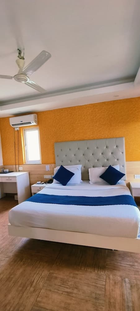 Limewood Riverside Resort