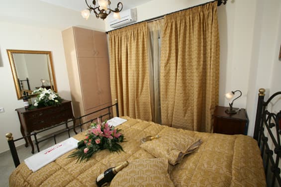 Acrothea Hotel