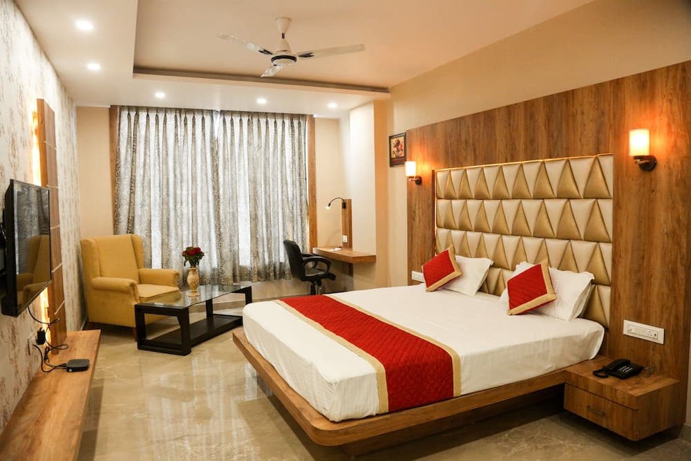 Hotel Raindew