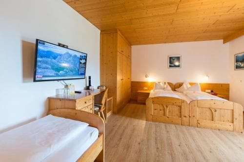 Hotel Dolomiten