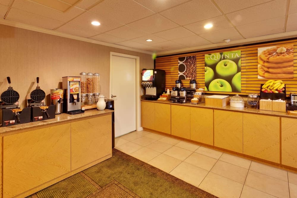La Quinta Inn & Suites Plattsburgh
