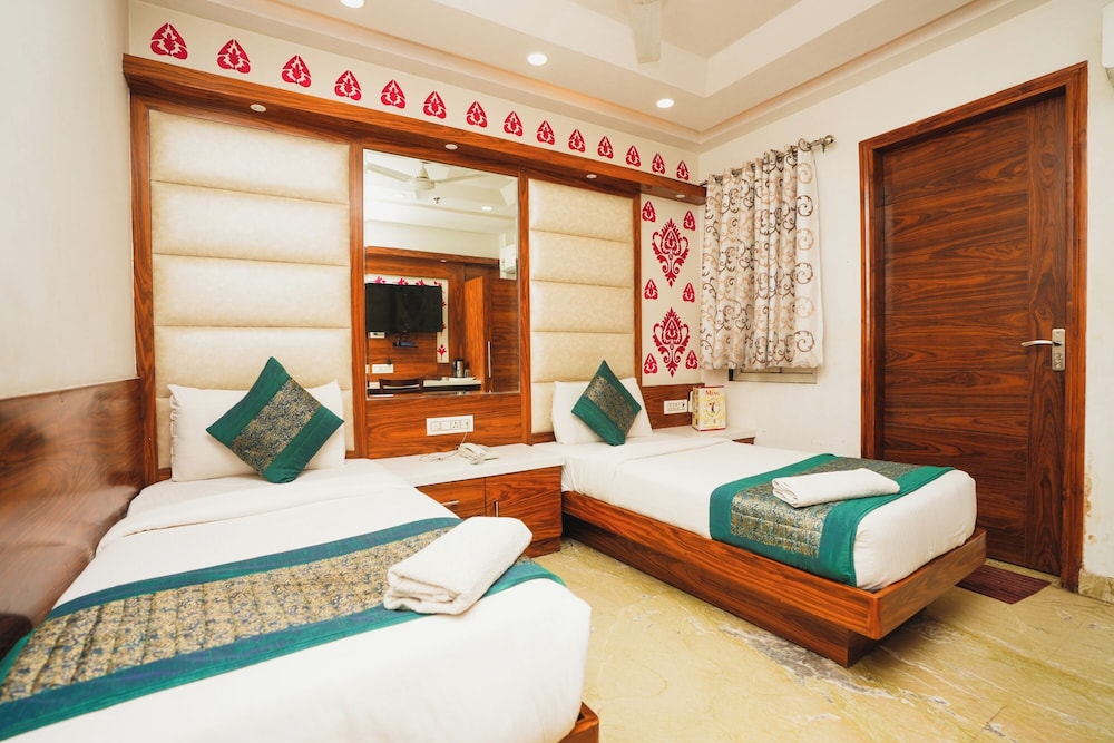 Hotel Kabir Palace