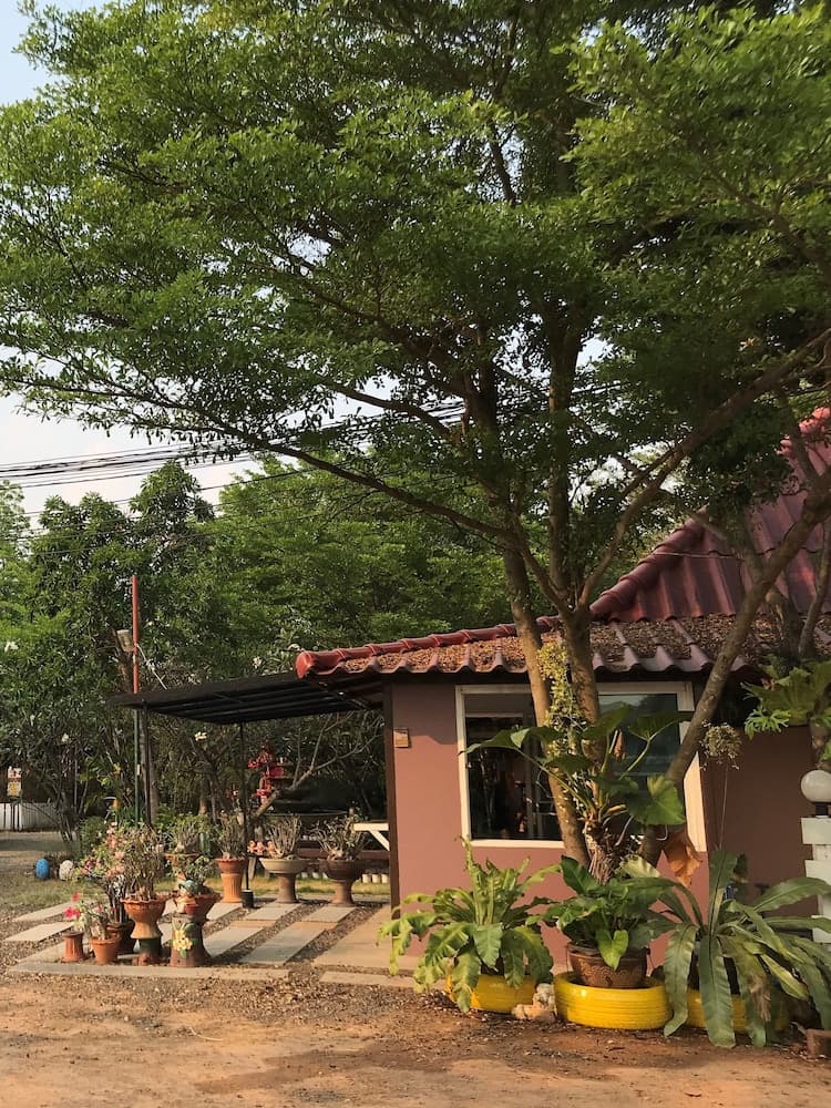 Green Leaf Resort