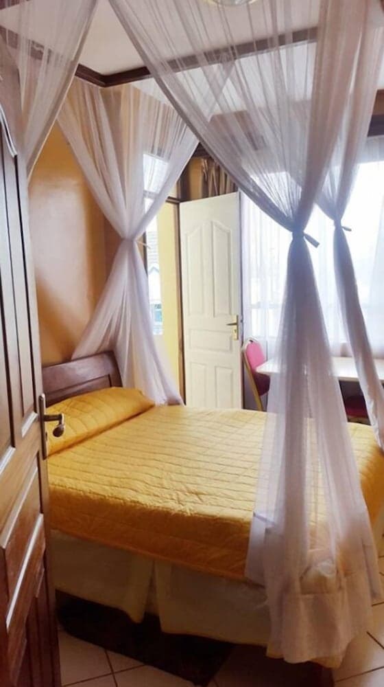Sagas Hotel Ltd