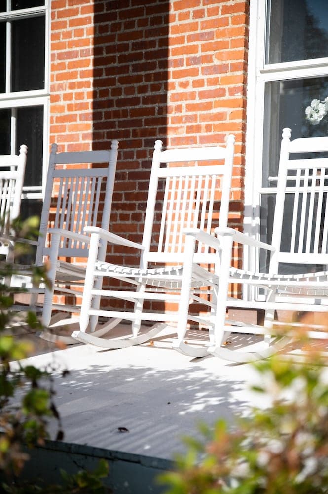 Cromwell Manor Inn