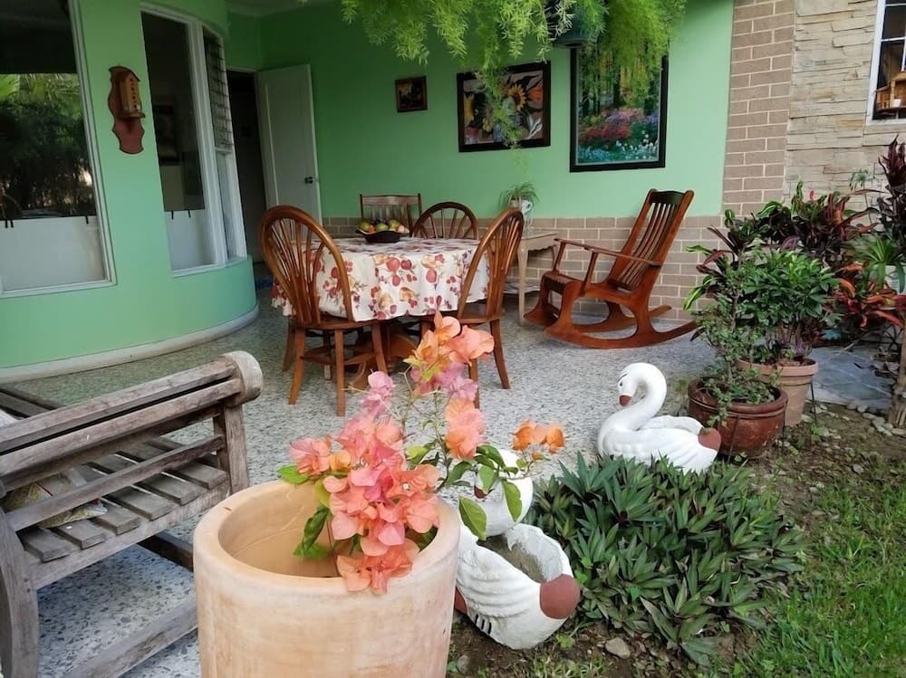 Bed & Breakfast The Rock