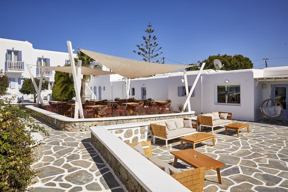 Aeolos Resort