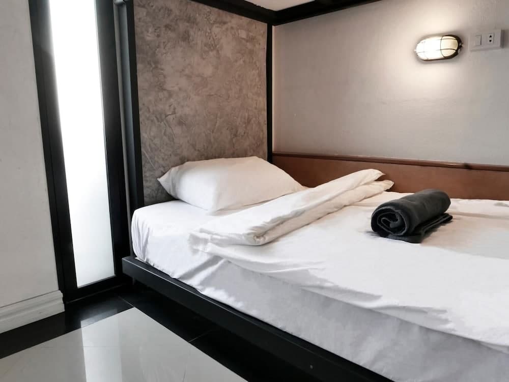 Hive Hostel
