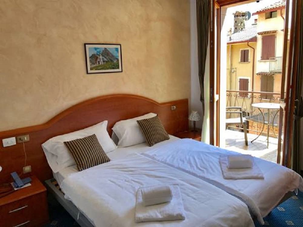 Hotel Tignale