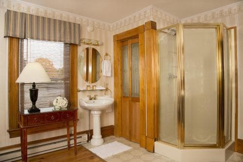 Glynn House Inn